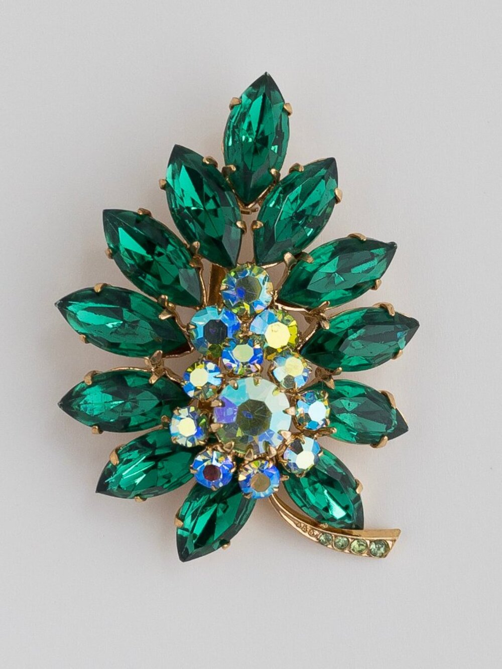 Vintage Emerald Green Navette Rhinestone Floral Spray Brooch Pin Gold Tone